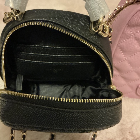 GWP CHANEL BEAUTE CROSSBODY BACKPACK WITH GIFT BOX - Picture 5 of 5